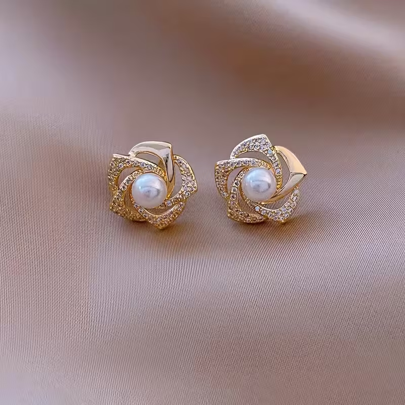 Rosebud Pearl Studs